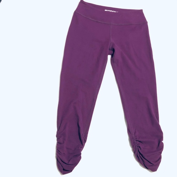 BEYOND YOGA LEGGINGS - Picture 3 of 8